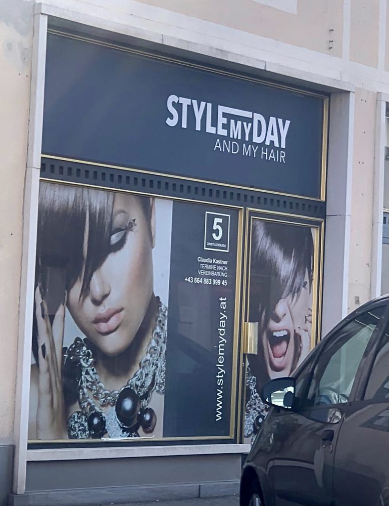 Design und Beschriftung für Style my day and my hair