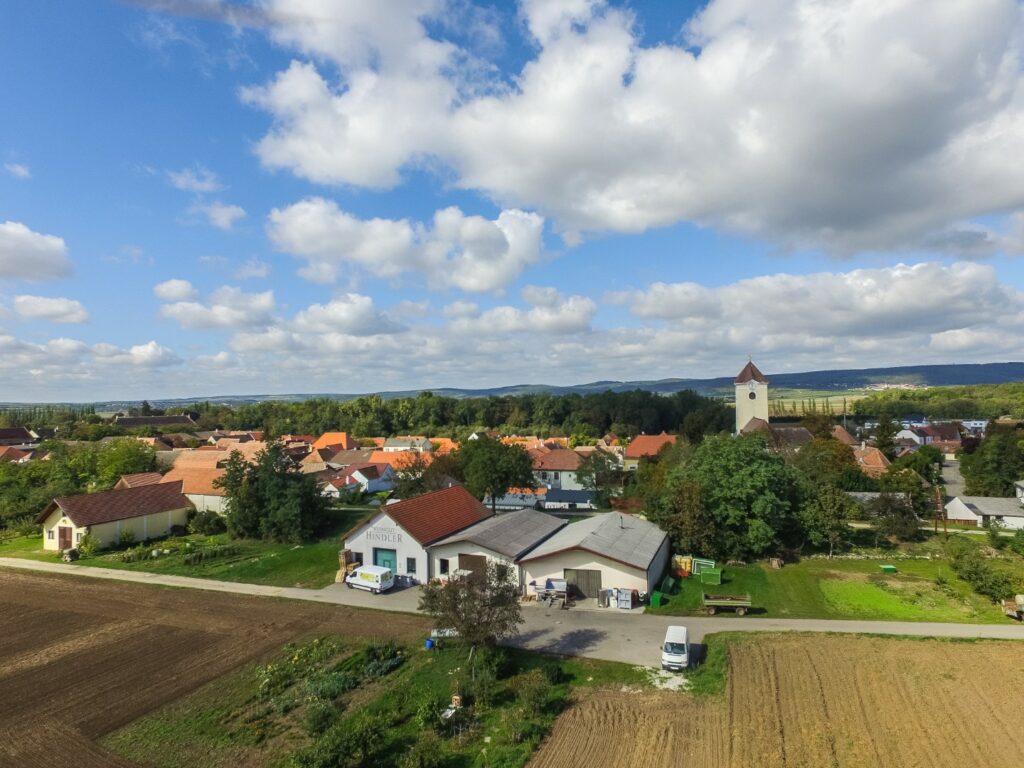 Weingut Hindler aus der Luft
